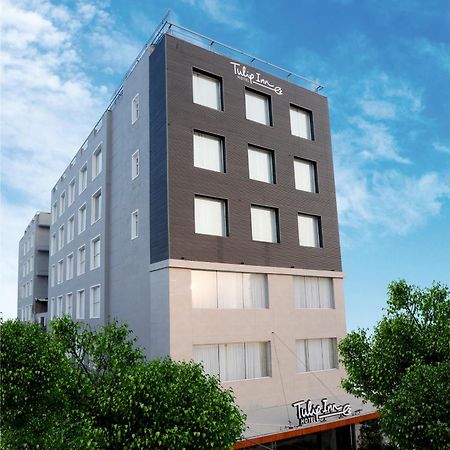 蓝宝石酒店 Zirakpur 外观 照片